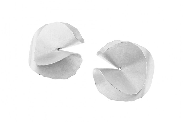 C 042656