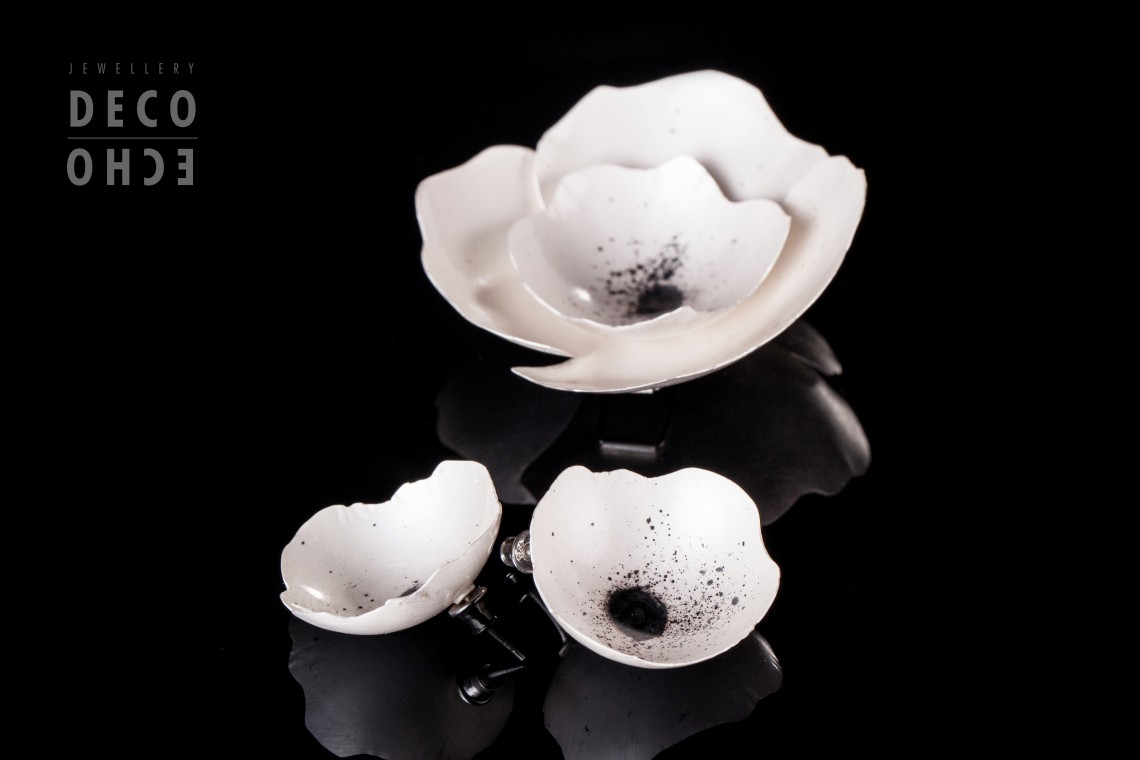 EGGSHELLS