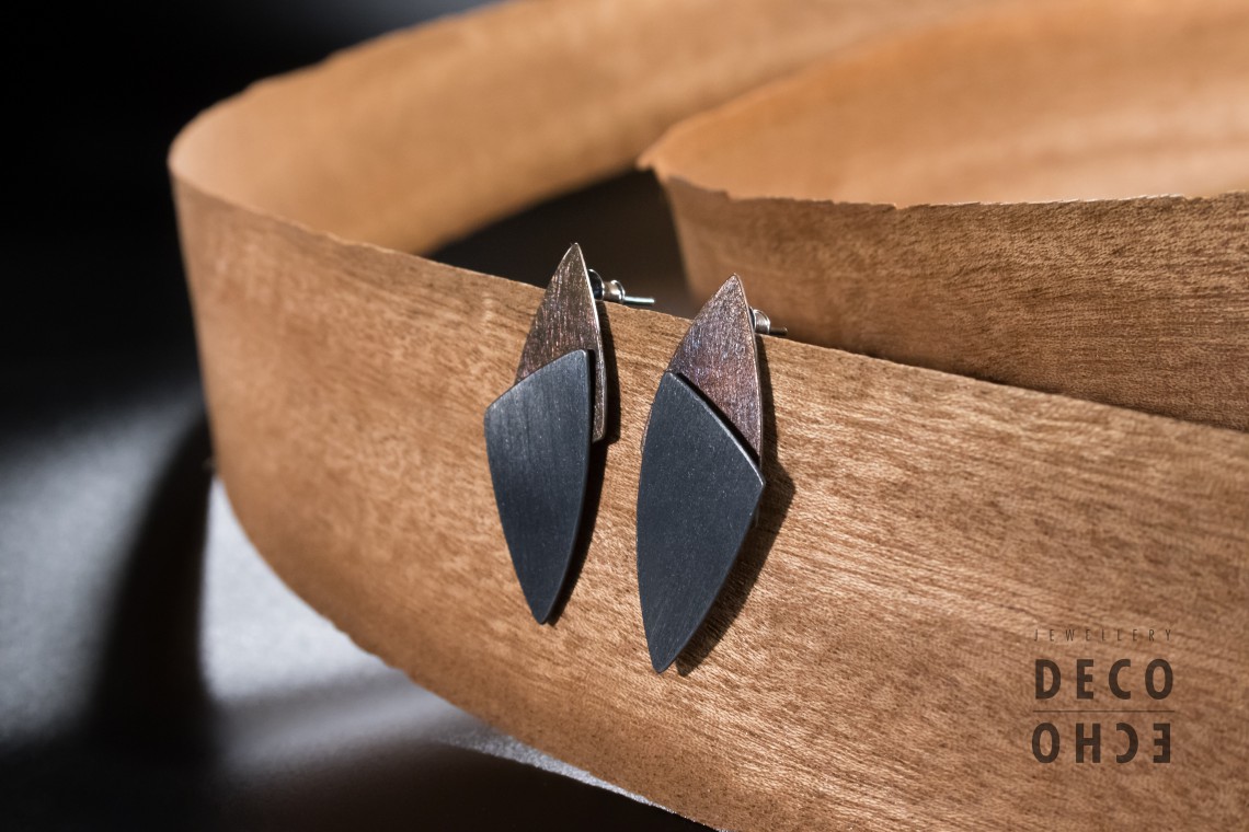 TRIANGLES I
