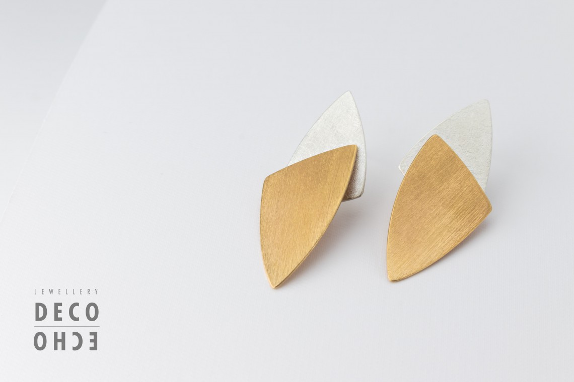 TRIANGLES I